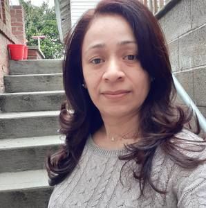 Meet your Posher, Ana